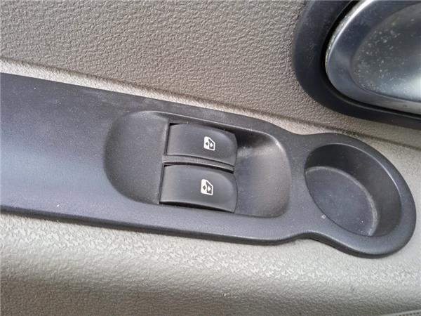 botonera puerta delantera izquierda renault modus i (2004 >) 1.4 confort dynamique [1,4 ltr.   72 kw 16v]