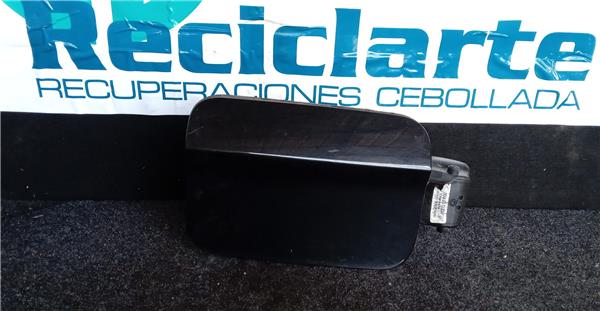 tapa exterior combustible seat leon sc 5f5 01