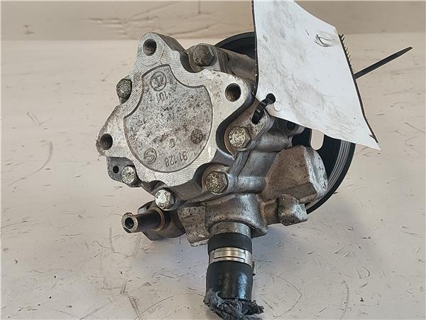 bomba servodireccion audi a4 berlina 8e 2004