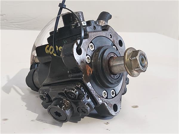 bomba inyectora opel zafira 19 cdti