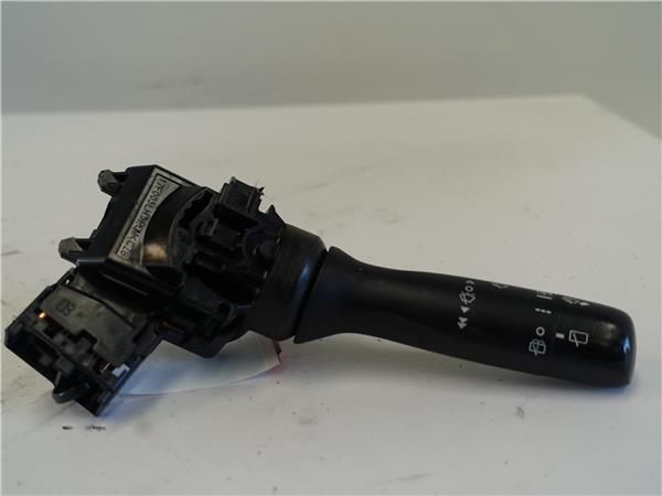 mando limpiaparabrisas toyota yaris ksp9scp9n