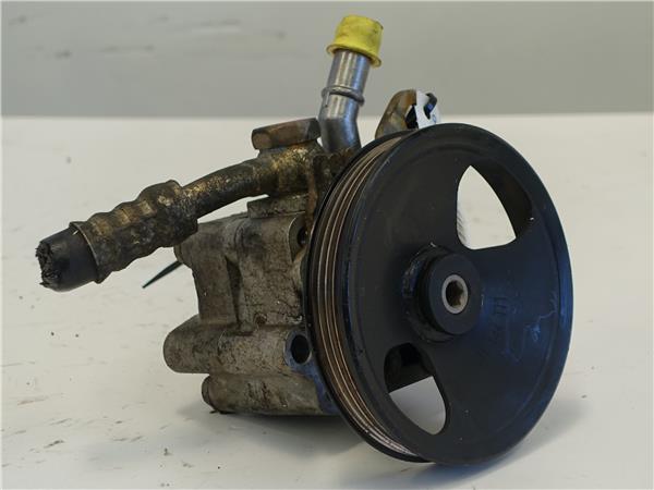 bomba servodireccion nissan primera berlina