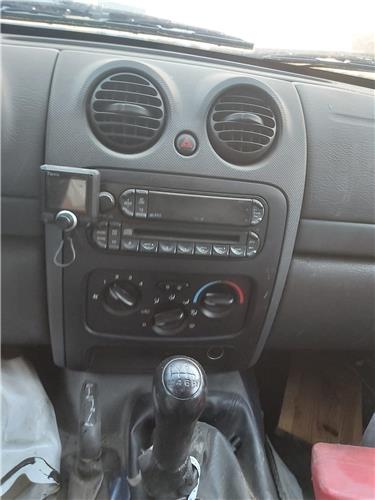 radio cd jeep cherokee kj 2002 28 crd limite