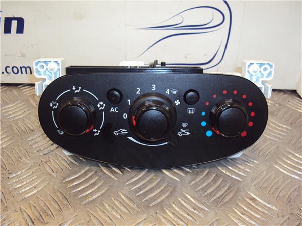 mandos calefaccion / aire acondicionado dacia sandero ii (10.2012 >) 1.5 stepway [1,5 ltr.   66 kw dci diesel fap cat]