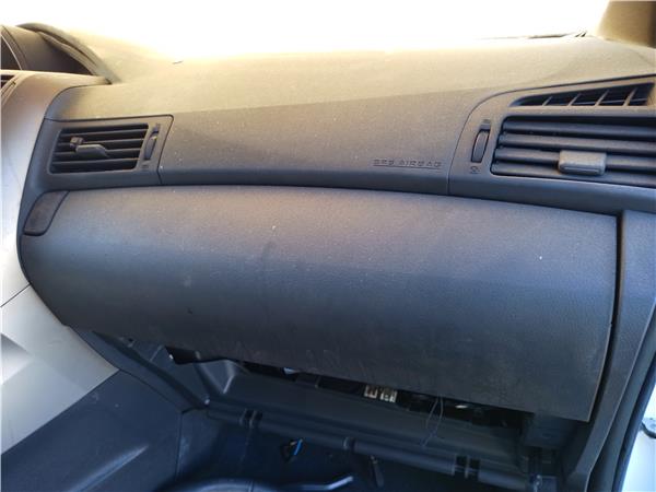 guantera salpicadero toyota verso aur2zgr2 20