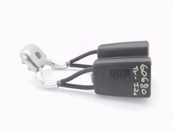 anclaje cinturon trasero izquierdo seat ibiza berlina (6j5)(06.2008 >) 1.4 stylance / style [1,4 ltr.   63 kw 16v]