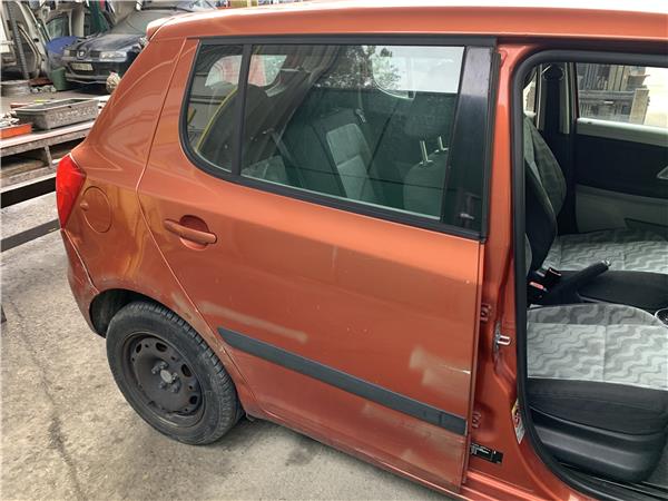 puerta trasera derecha skoda fabia 5j2 2007