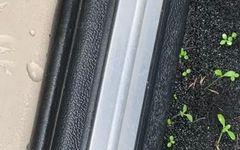 moldura marco puerta trasera izquierda merced