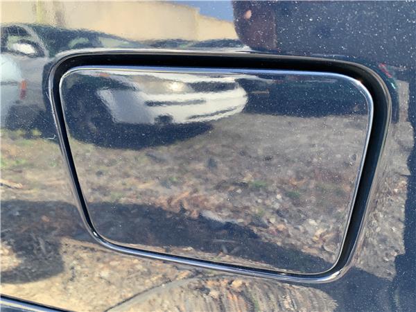 tapa exterior combustible volvo v70 familiar