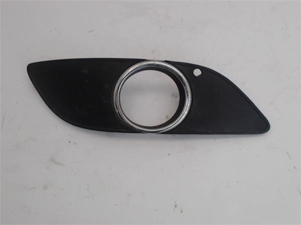 rejilla paragolpes delantero derecha mercedes