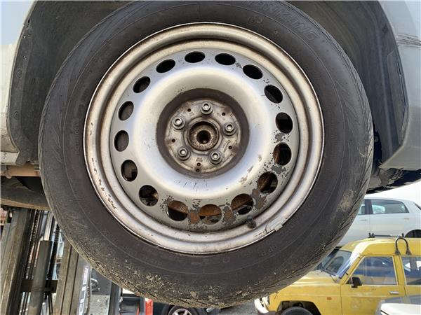 llanta mercedes benz vito furgon 447 072014