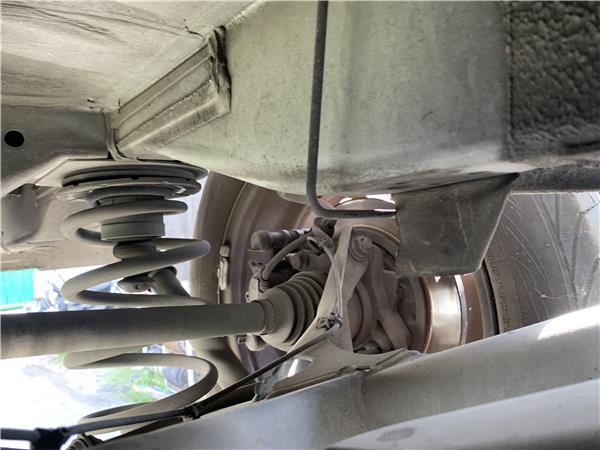 mangueta trasera izquierda mercedes benz vito