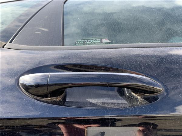 maneta exterior trasera derecha mercedes benz