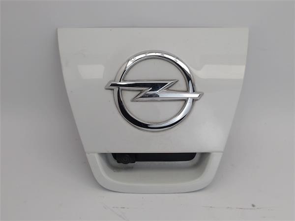 Moldura Porton Trasero Opel Astra J