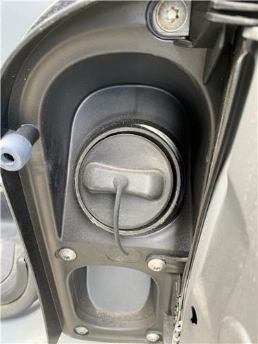 tapon combustible mercedes benz vito furgon 4