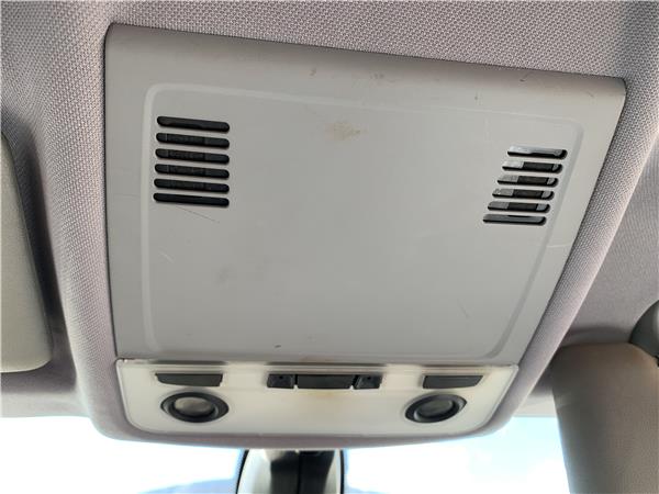 luz delantero central techo bmw serie 1 berli