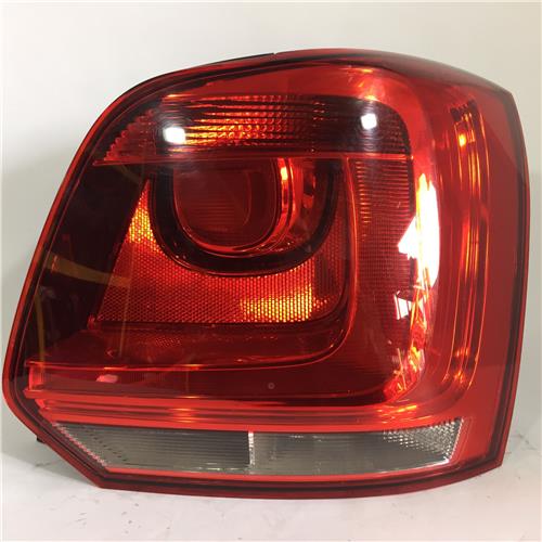 piloto trasero derecho volkswagen polo v 6r1