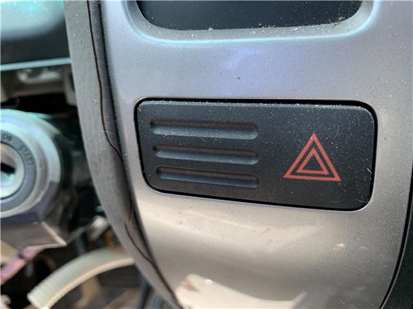 interruptor luces emergencia toyota land crui