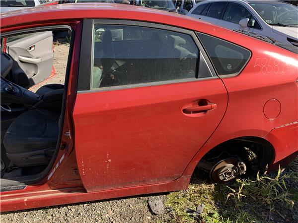 puerta trasera izquierda toyota prius zvw30 2