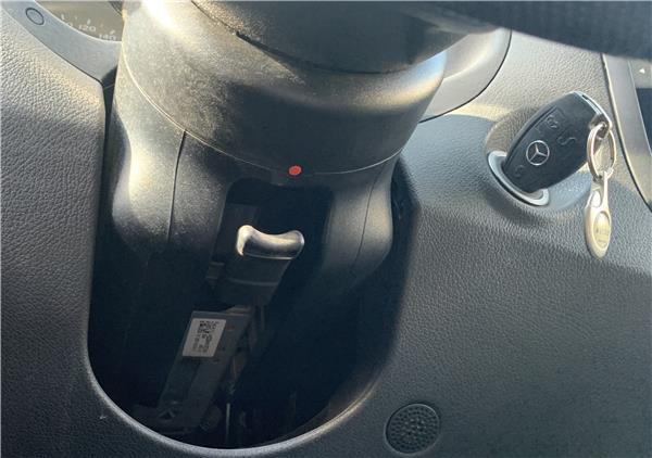 embellecedor columna direccion mercedes benz