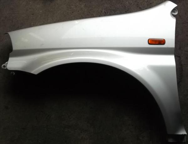 aleta delantera izquierda honda hr v gh 1999