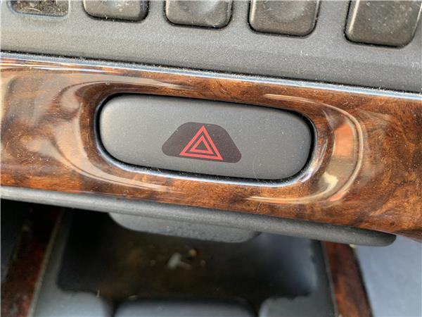 interruptor luces emergencia volvo v70 famili