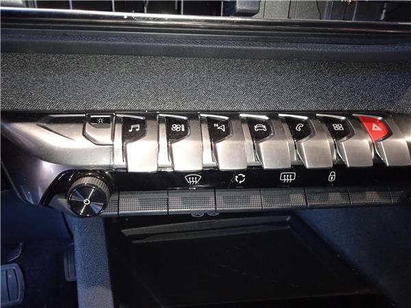 conjunto interruptores peugeot 3008 072016 1