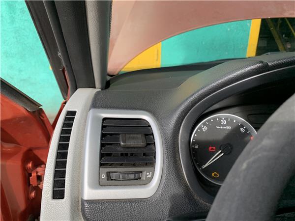 rejilla entrada de aire skoda fabia 5j2 2007