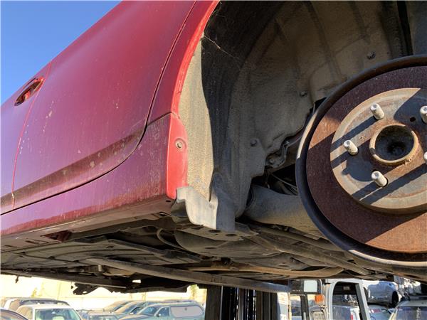 pase rueda trasera izquierda toyota prius zvw