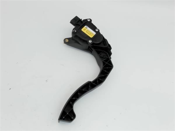 pedal acelerador dacia duster i (2010 >) 1.5 ambiance 4x2 [1,5 ltr.   80 kw dci diesel fap cat]