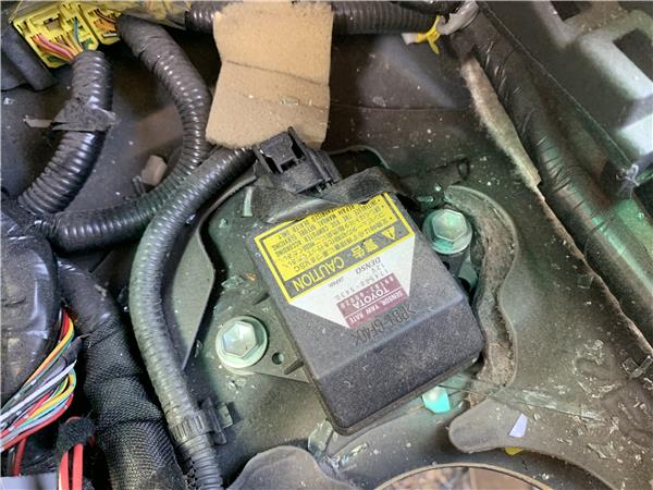 centralita airbag toyota land cruiser j12 200