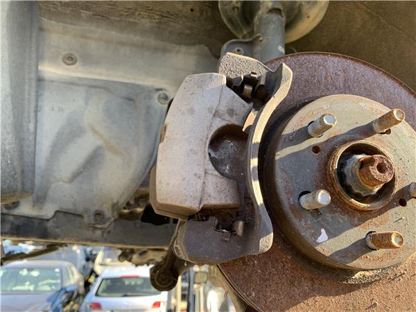 pinza freno delantero izquierda toyota prius
