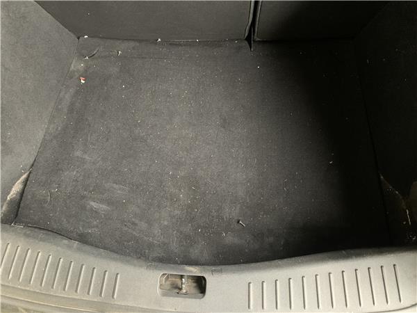 guarnecido piso maletero ford focus ii da 20