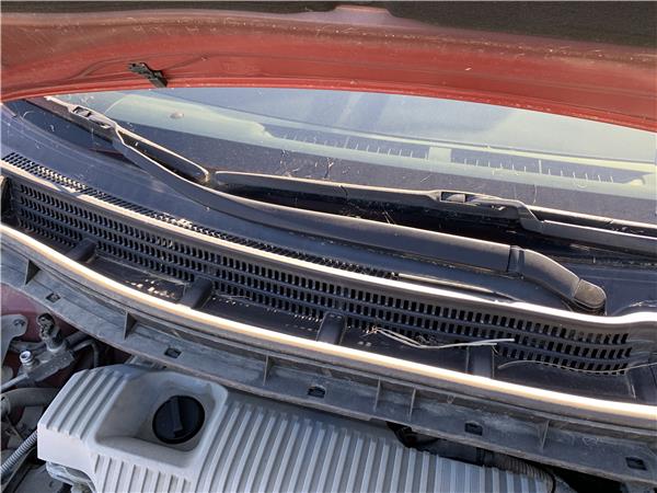 brazo limpiaparabrisas delantero derecho toyo