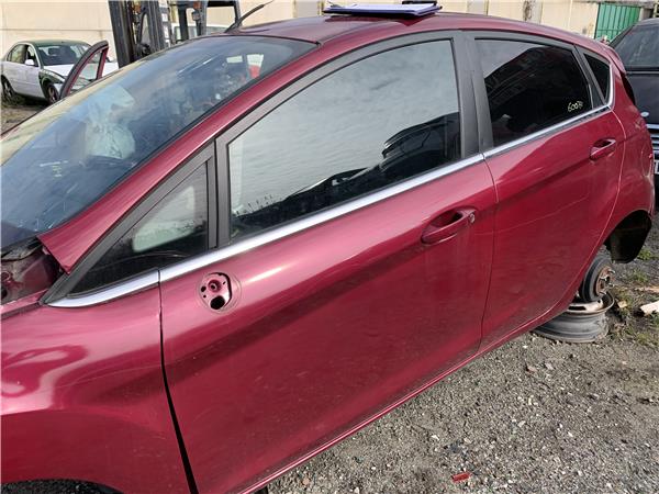 puerta delantera izquierda ford fiesta vi 16