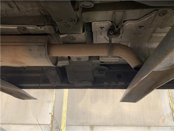 tubo escape trasero mercedes benz vito furgon