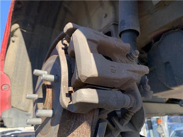 pinza freno trasero izquierda toyota prius zv