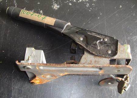 palanca freno de mano peugeot 1007 2005 14 d