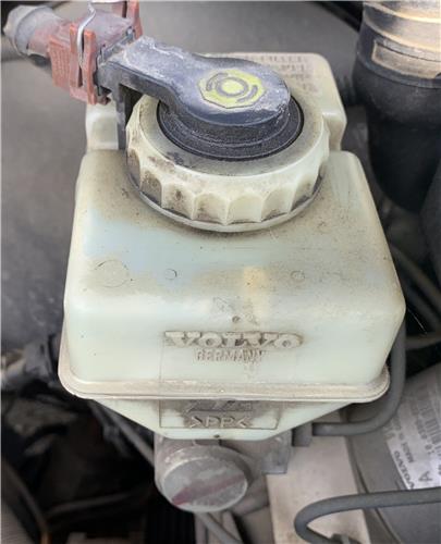 bomba freno volvo v70 familiar 1996 25