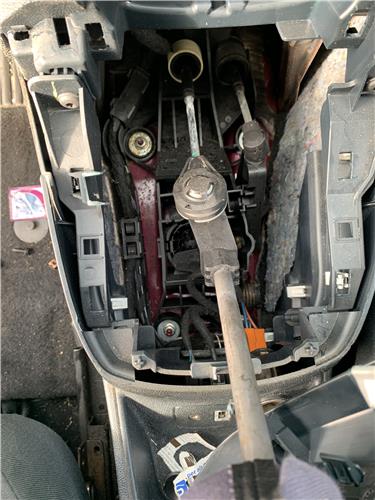 palanca de cambio ford fiesta vi 16 tdci