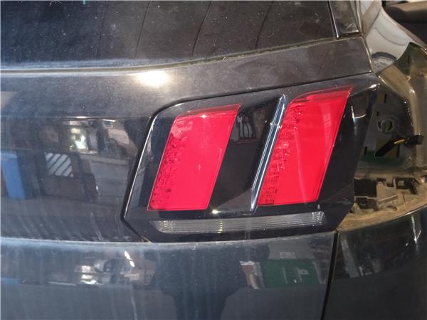 piloto porton trasero derecho peugeot 3008 07