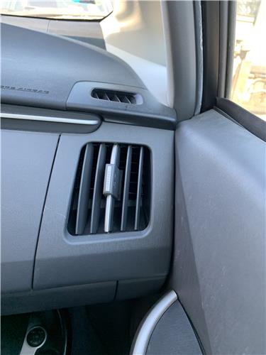 rejilla entrada de aire toyota prius zvw30 20