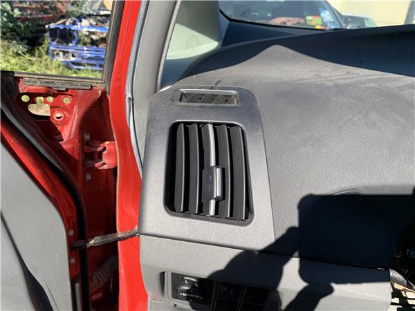 rejilla entrada de aire toyota prius zvw30 20