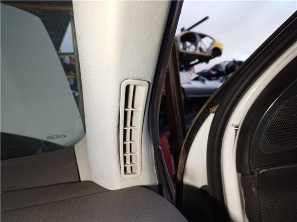 rejilla entrada de aire volkswagen golf v 1k1