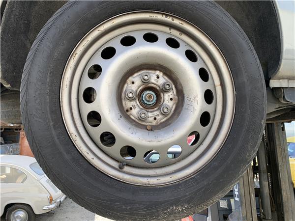 llanta mercedes benz vito furgon 447 072014