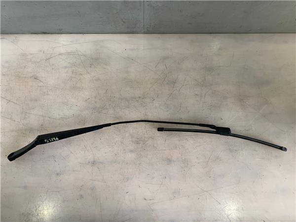 brazo limpiaparabrisas delantero derecho volk