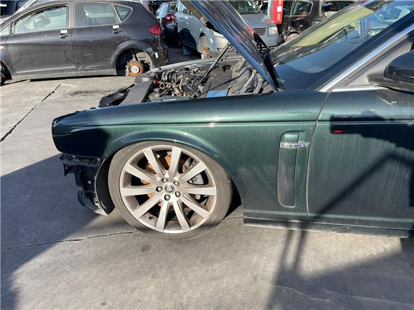 Aleta Delantera Izquierda Jaguar XJ