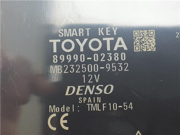Centralita Cierre Toyota Auris 1.8