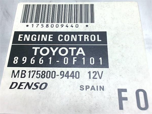 Centralita Toyota Corolla Verso 2.2