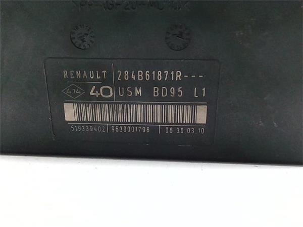 Caja Reles Renault Megane III 5P 1.6